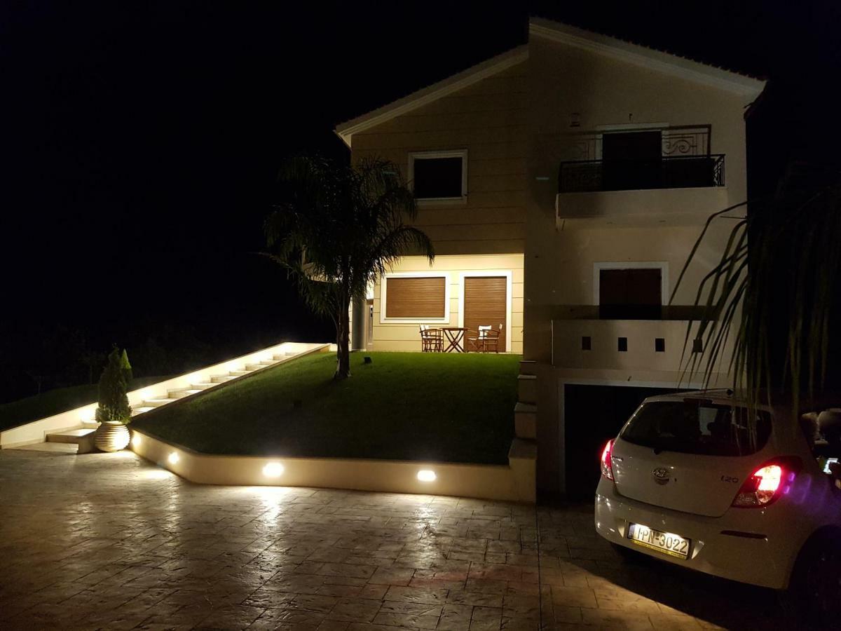 Dimitris Villa Aigio Exterior photo