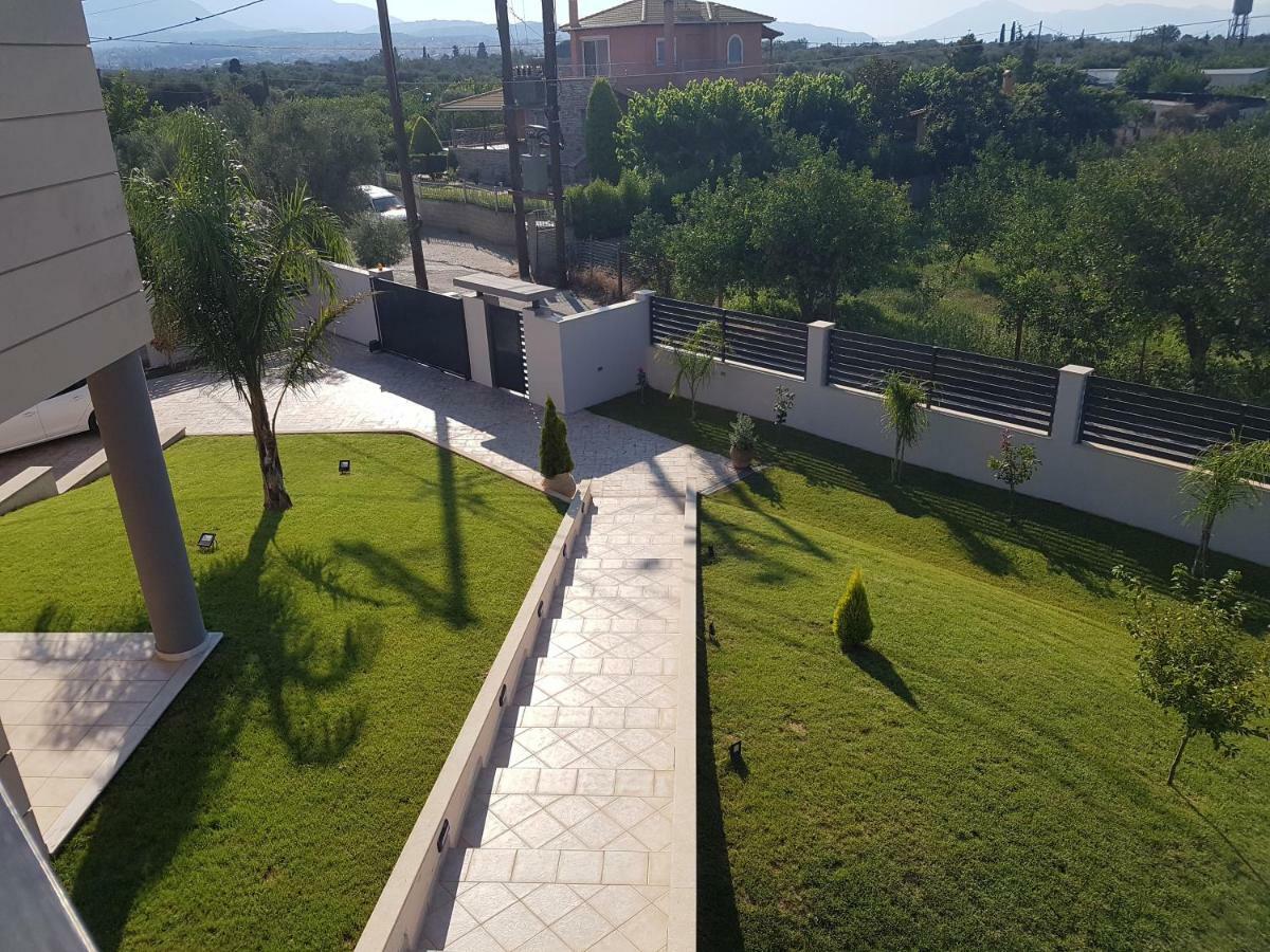 Dimitris Villa Aigio Exterior photo
