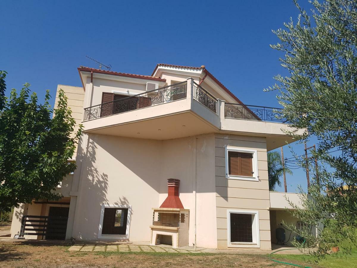 Dimitris Villa Aigio Exterior photo
